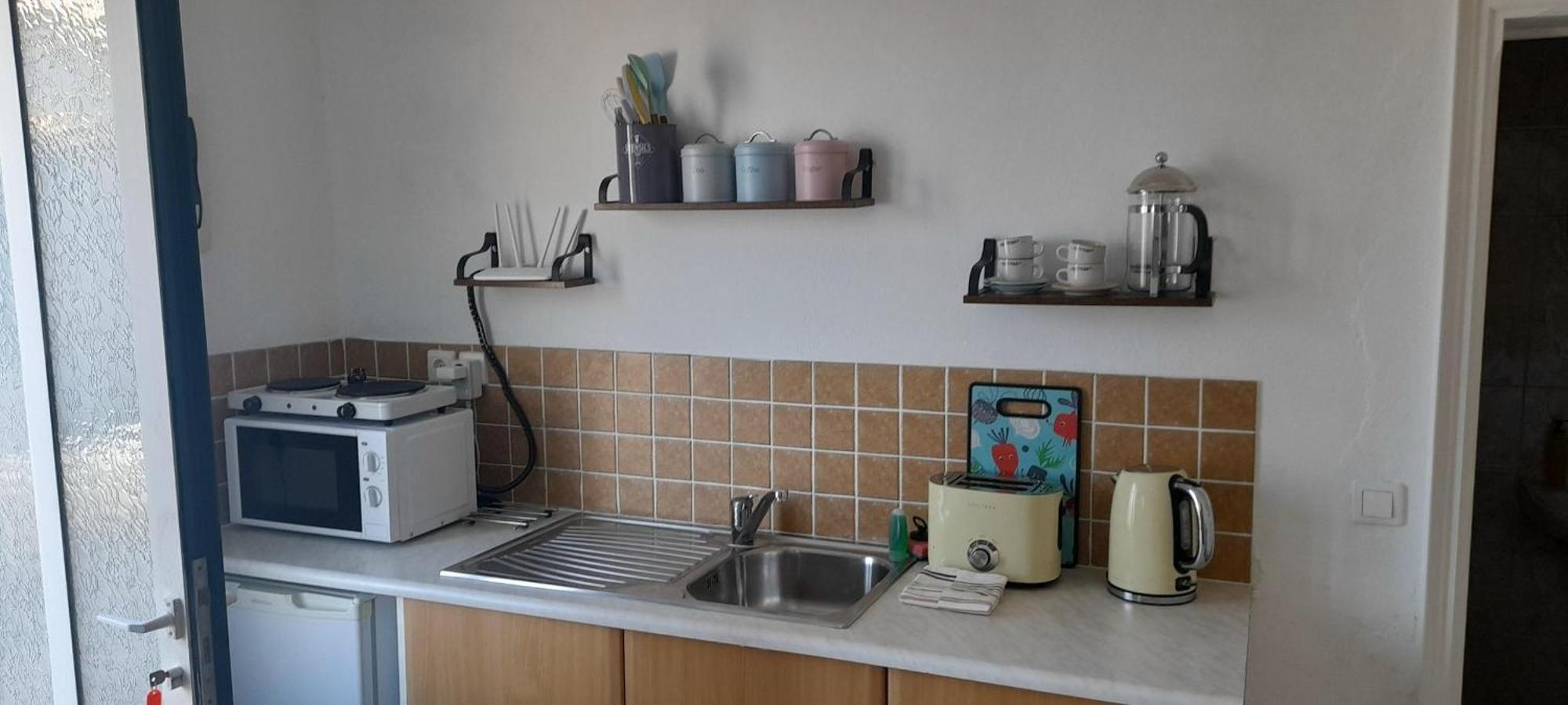 Lovely Studio In Strinilas With Its Own Pool Екстер'єр фото